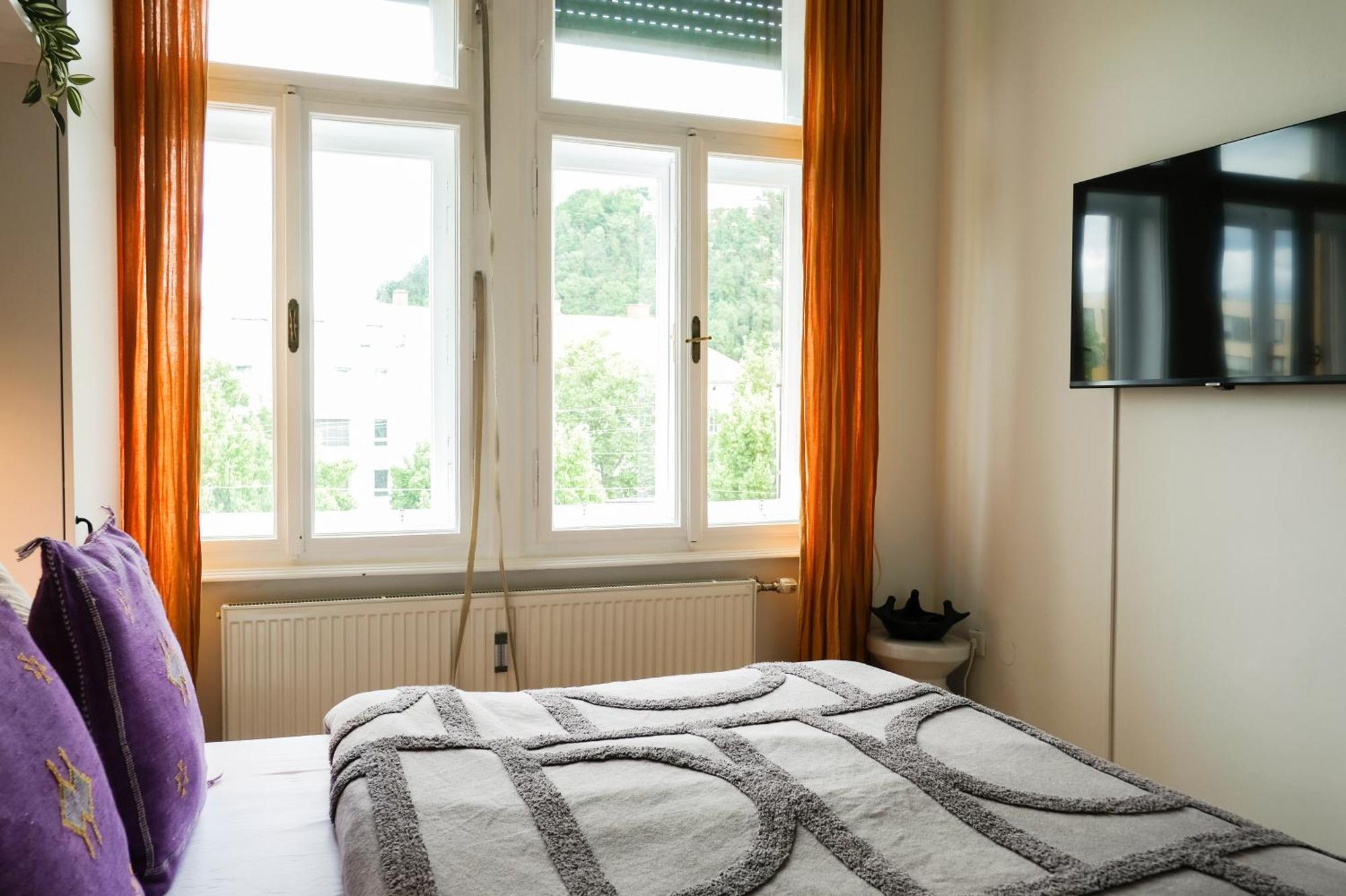 Stilvolles Apartment Im Zentrum - Free Parking Graz Exterior foto