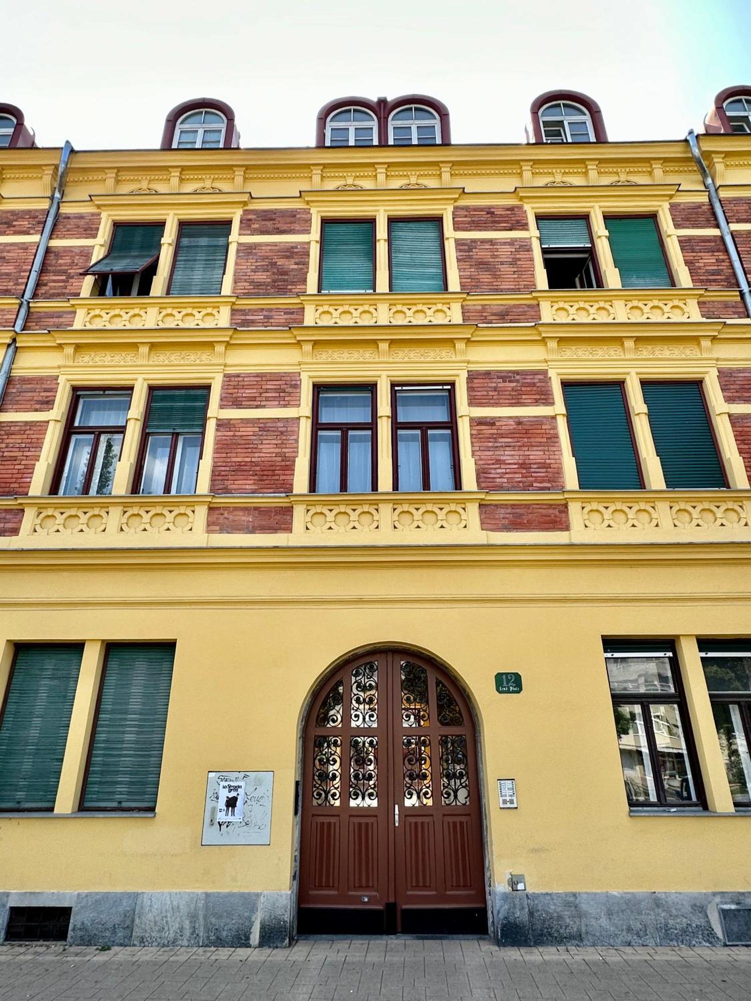 Stilvolles Apartment Im Zentrum - Free Parking Graz Exterior foto